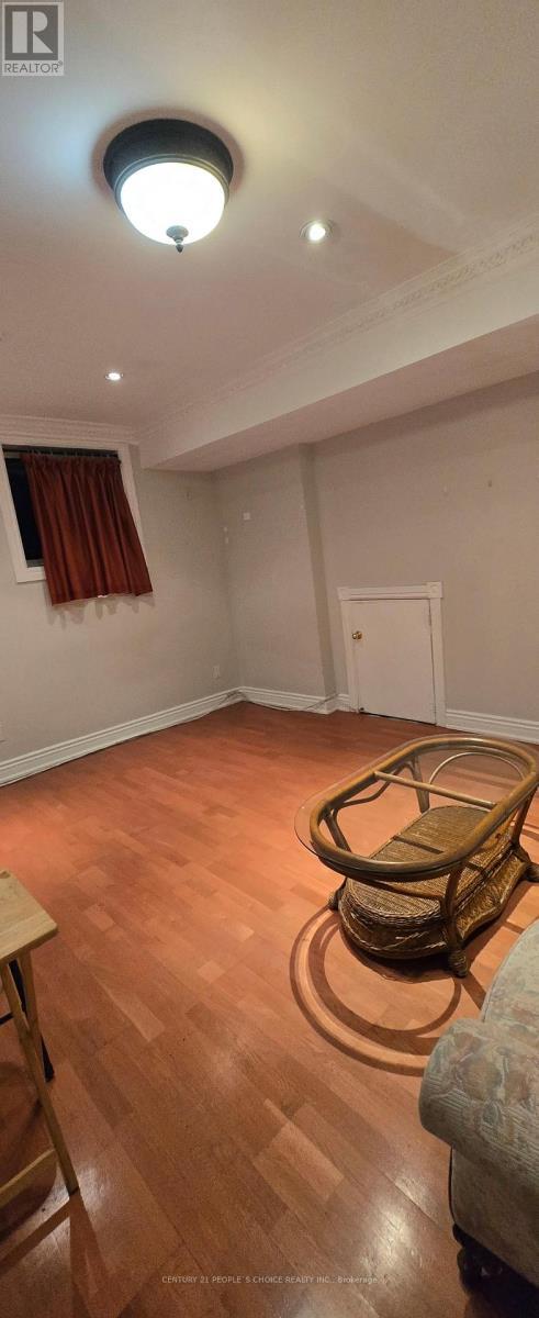 Photo - 1434 Rosebank Rd