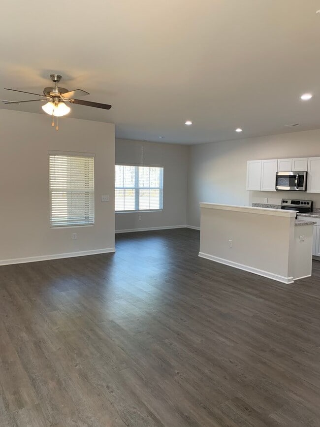 Photo - 2163 Kilpatrick LN