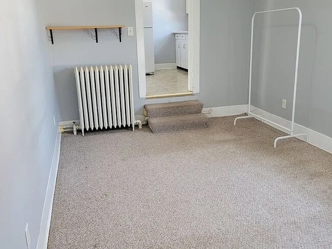 315 E Maple St Unit 2