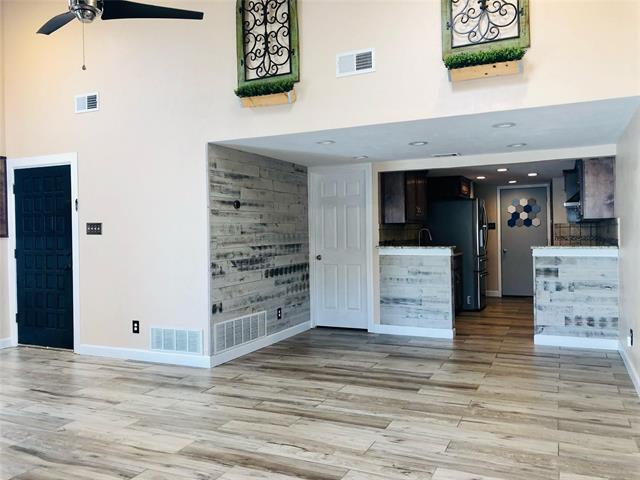 Photo - 3013 Carolyn Ct