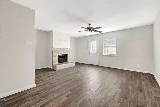 Photo - 6358 Creekbend Dr Unit True