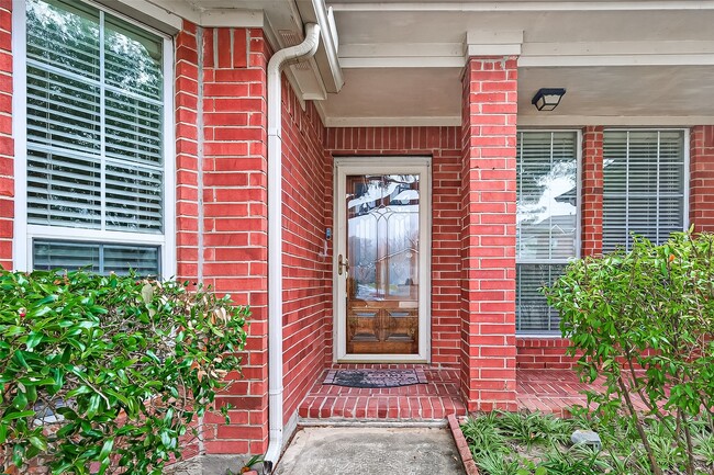 Photo - 2015 Waverly Glend Dr