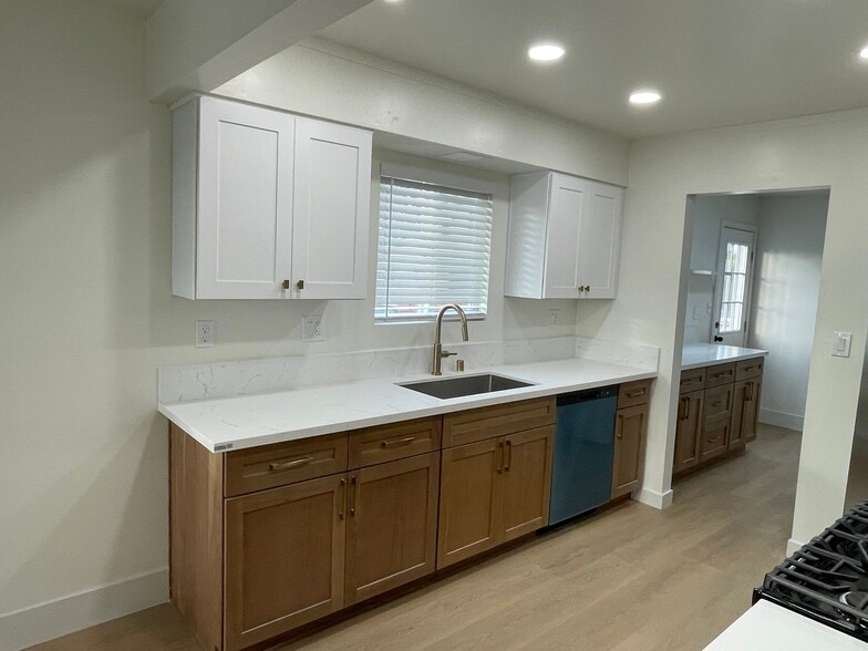 110 N Prospect Ave