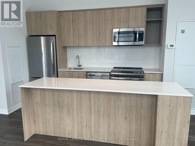 Photo - 25 Nicholas Ave Unit 2604
