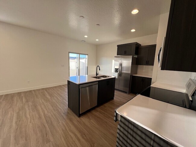 Photo - BRAND NEW South Desert Townhome with EVSE Outlet