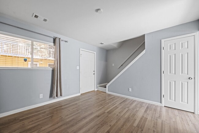 Photo - 1615 Cottonwood Dr Unidad 9 Rental