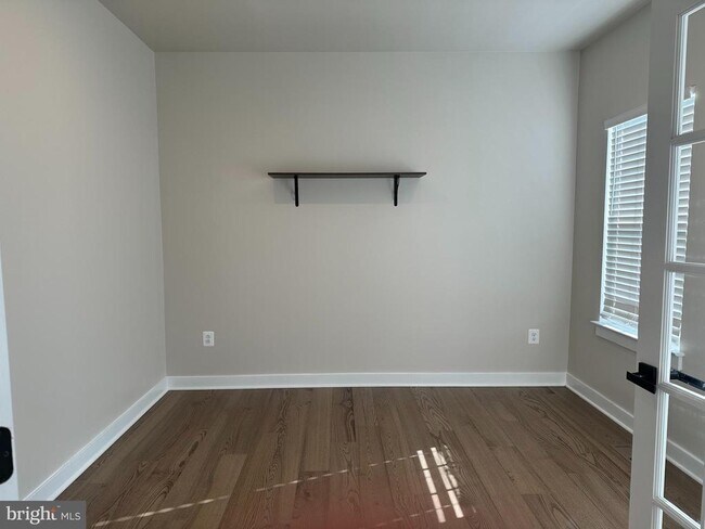 8344 Legacy Cir E