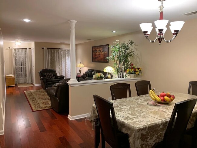 Photo - 304 Harvest Ln