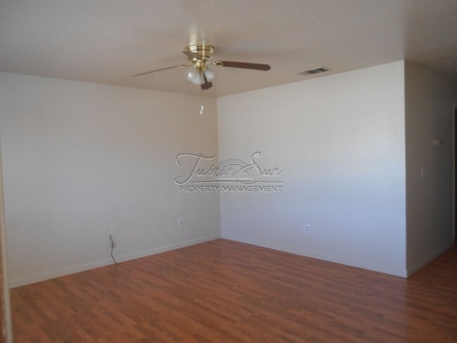 Photo - North Redding Home with 2 Car Garage