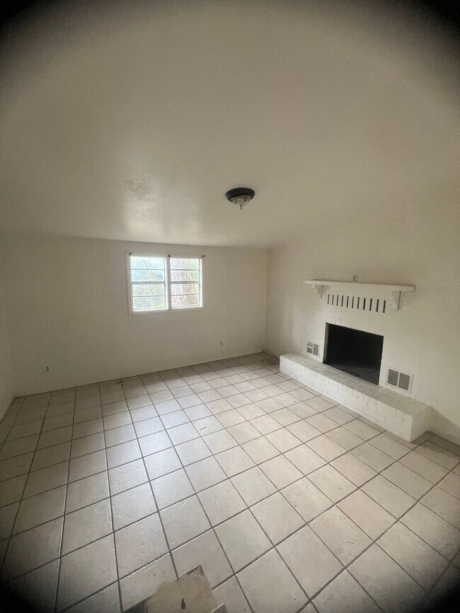 Photo - 4 Bedroom House