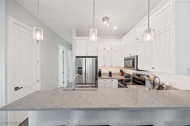 Building Photo - 1395 Curlew Ave Unit 4-3 Rental