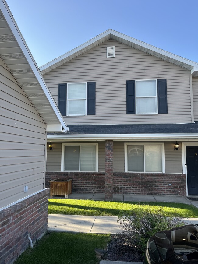 Photo - 422 Pheasant Ridge Dr Townhome