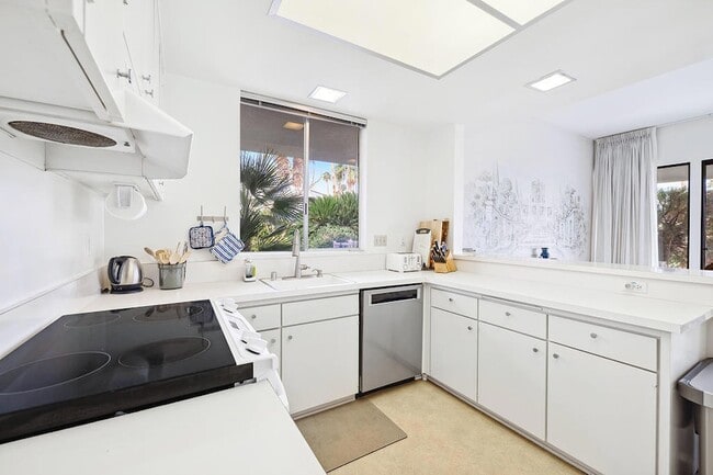 Photo - 76750 Lark Dr