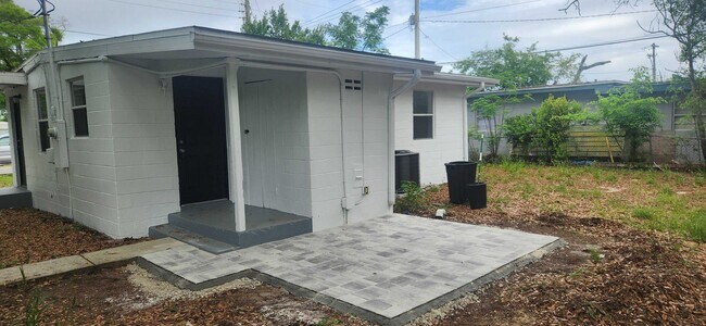 Photo - 508 Fairmount Rd