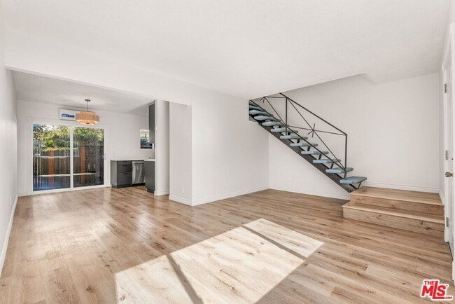 Photo - 1937 22nd St Unit 1