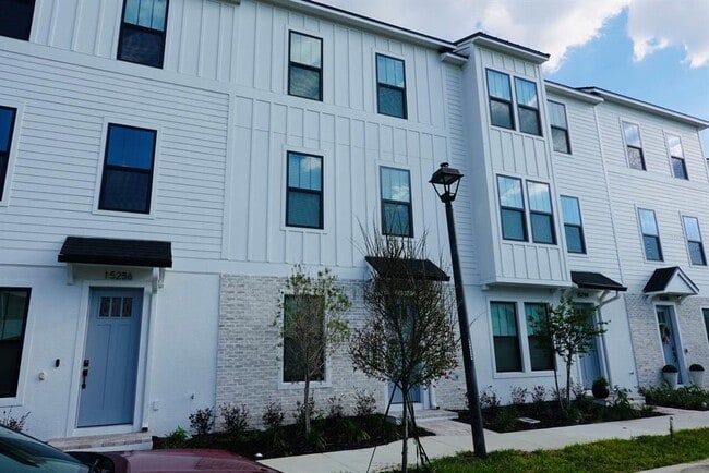 Photo - 15250 Groveside Rd