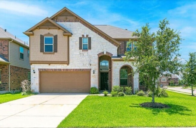 Building Photo - 8023 Cheyenne Hills Trl Rental