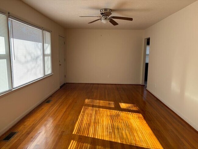 Photo - 7522 Decatur Dr