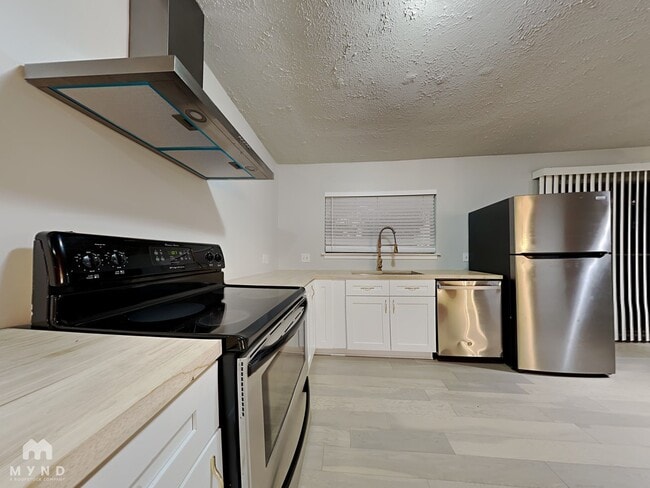 Photo - 15218 Tresch Ln