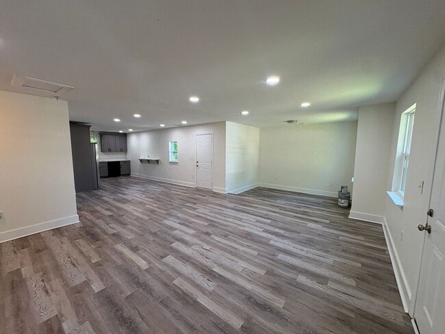 Photo - Beautiful refurbished home!