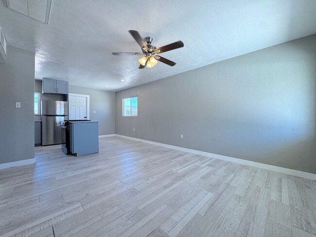 Photo - Northeast El Paso 3 Bed Refrig A/C All Tile Flooring!