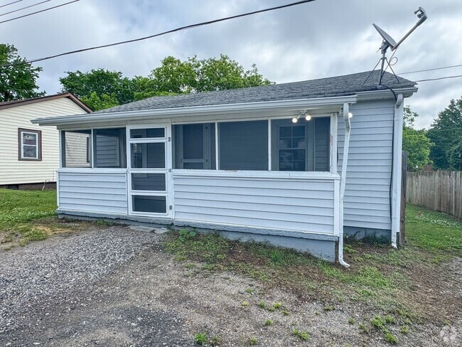 Building Photo - 1211 Wall Ave Rental