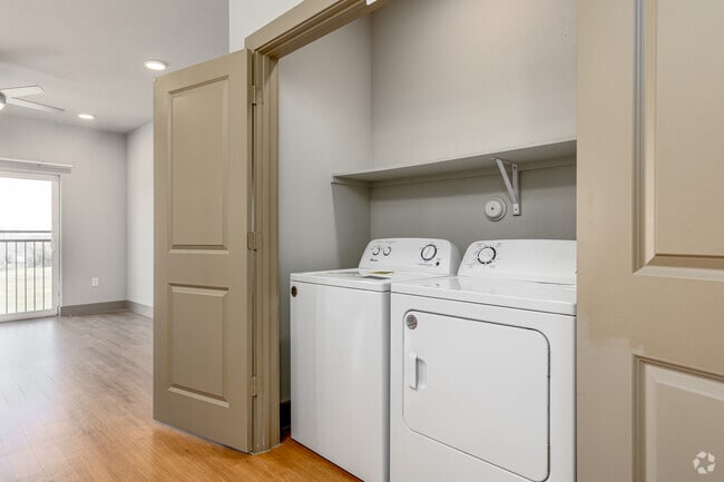 1BR, 1BA - 657SF | A1