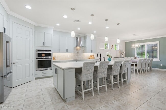 Photo - 11012 Castlereagh St