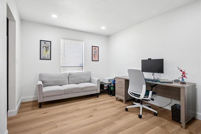 Photo - 6030 Blue Mist Ln