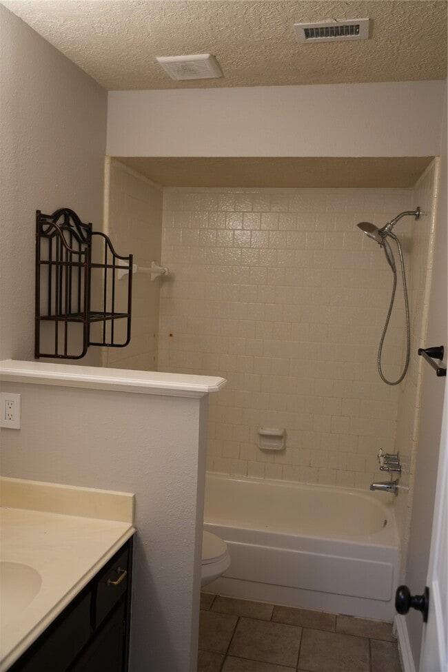 Photo - 17115 Kings Walk Ln