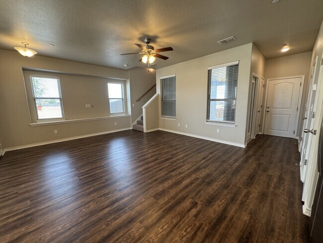 748 Westfield Blvd