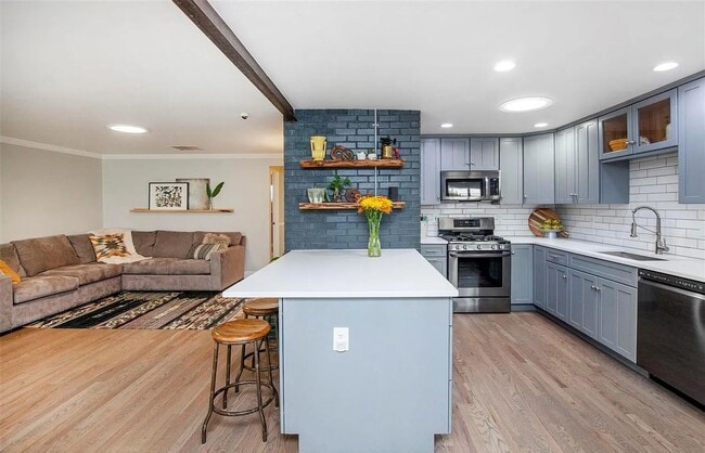 Photo - 7201 W Ellsworth Ave