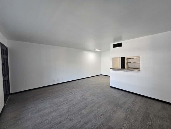 Photo - 8401 N New Braunfels Ave