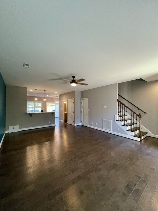 Photo - 320 Meridian St