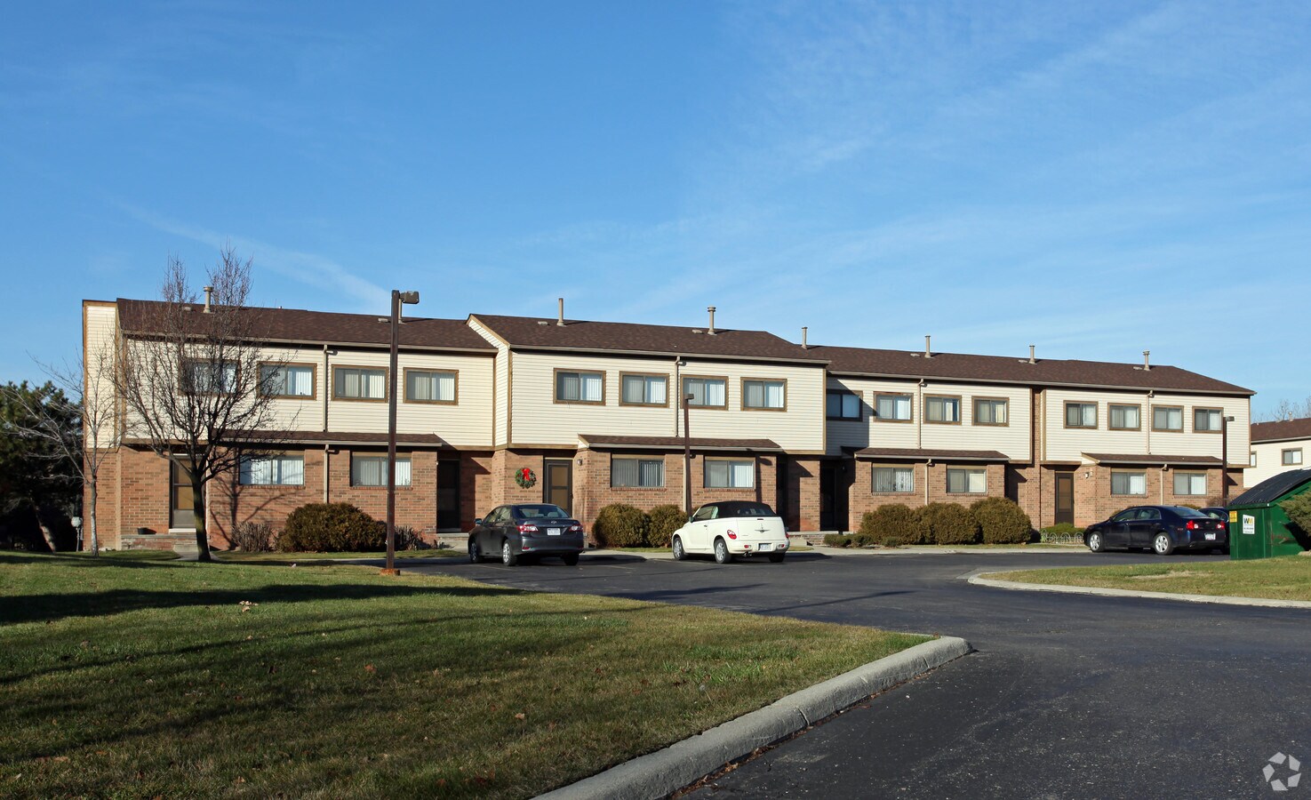 Noel Village - Noel Village Apartments