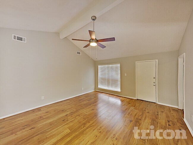 Photo - 18603 Bridoon Dr