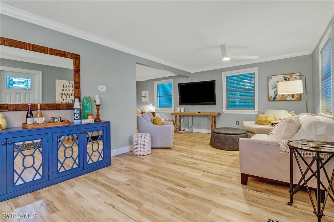 Photo - 1081 Hollygate Ln