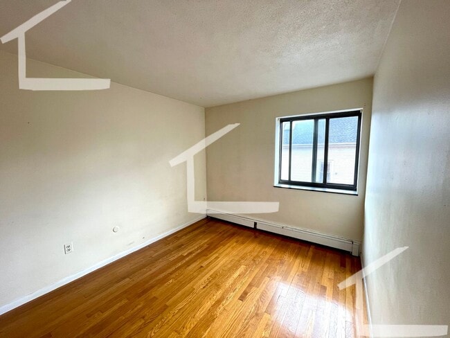 Photo - 35 Allston St