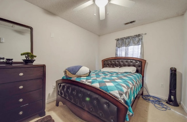 Photo - 1216 Bringle Ferry Rd Unit 1216 bringle ferry rd