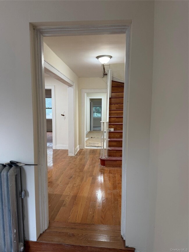 Photo - 30-21 37th St