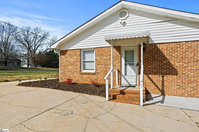 Photo - 2442 Fews Bridge Rd