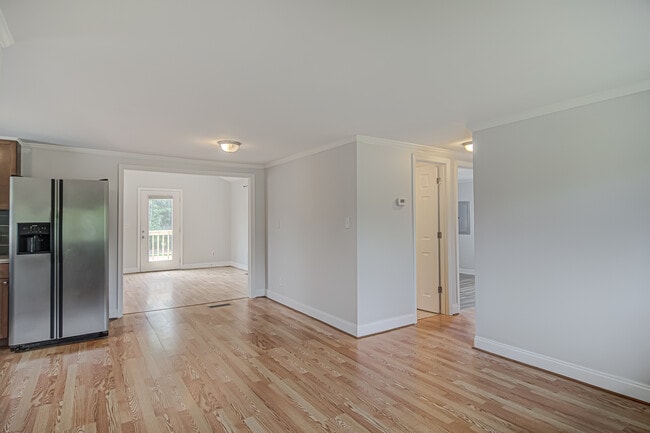 Photo - 8603 Haw River Rd