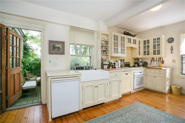 Photo - 94 Spring St