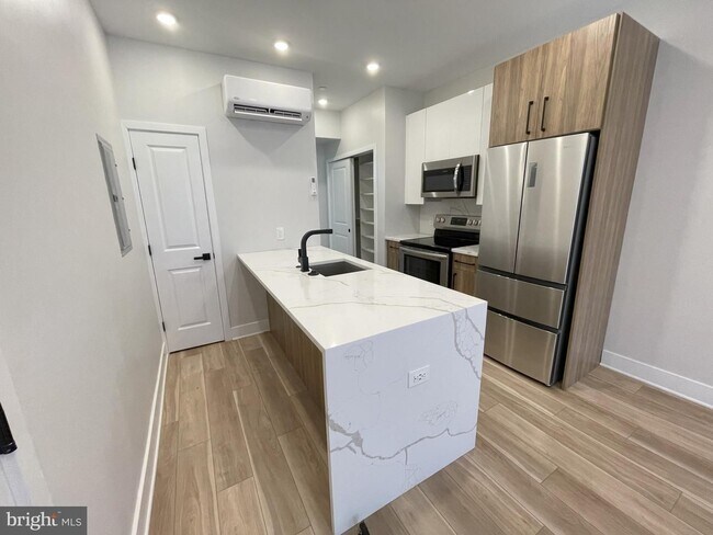 Photo - Modern Studio Apartments with Rooftop View... Unit 2