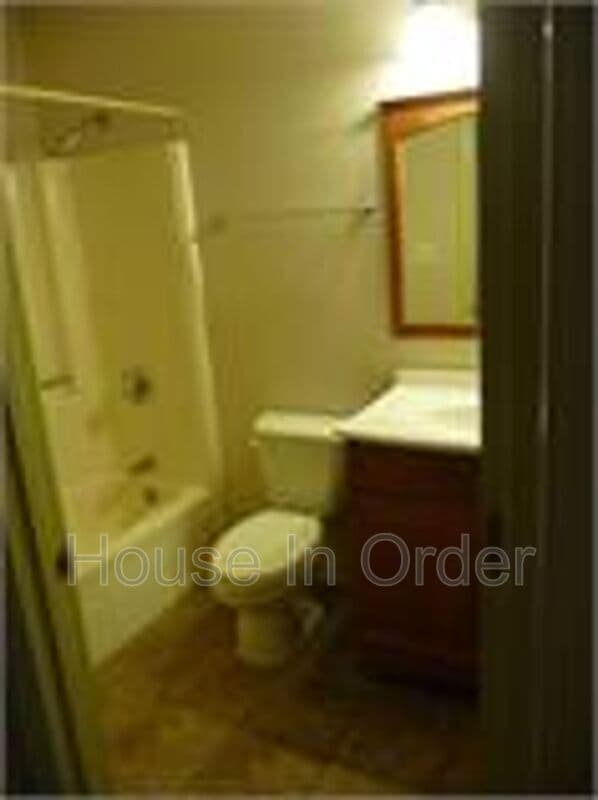 Photo - 20 Howards Row Pl Unit 20-2