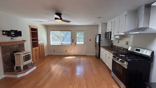 Photo - 22148 Crystal Falls Dr W