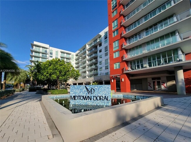 Building Photo - 7825 NW 107th Ave Unit 318