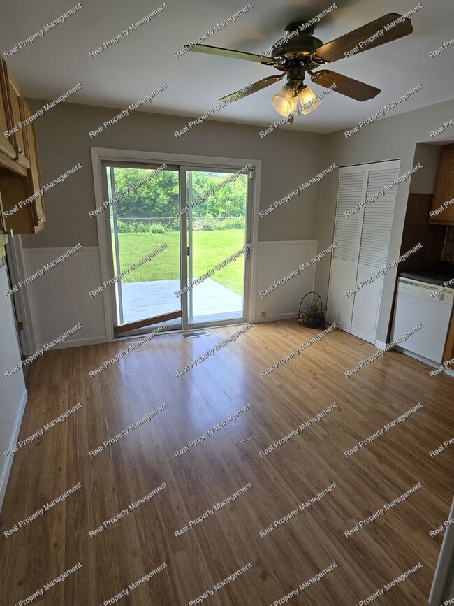 Photo - Updated 4 Bedroom