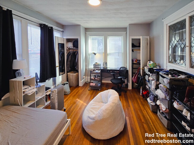 229 Chestnut Hill Ave Unit 1