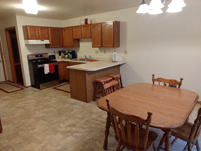 Photo - 3506 East River Dr.